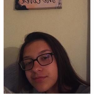 Meet your Posher, Mia